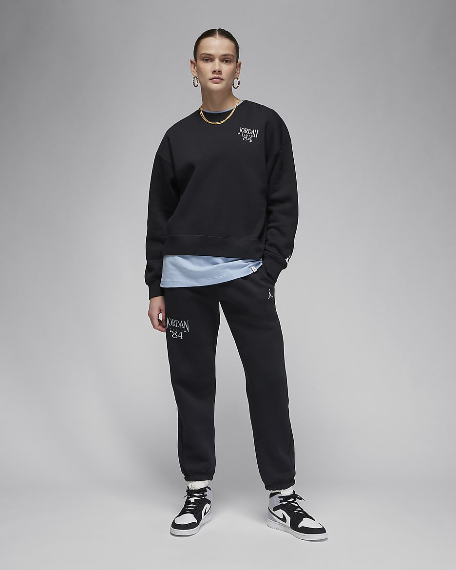 Sweat a col ras du cou Jordan Brooklyn Fleece pour femme. Nike BE